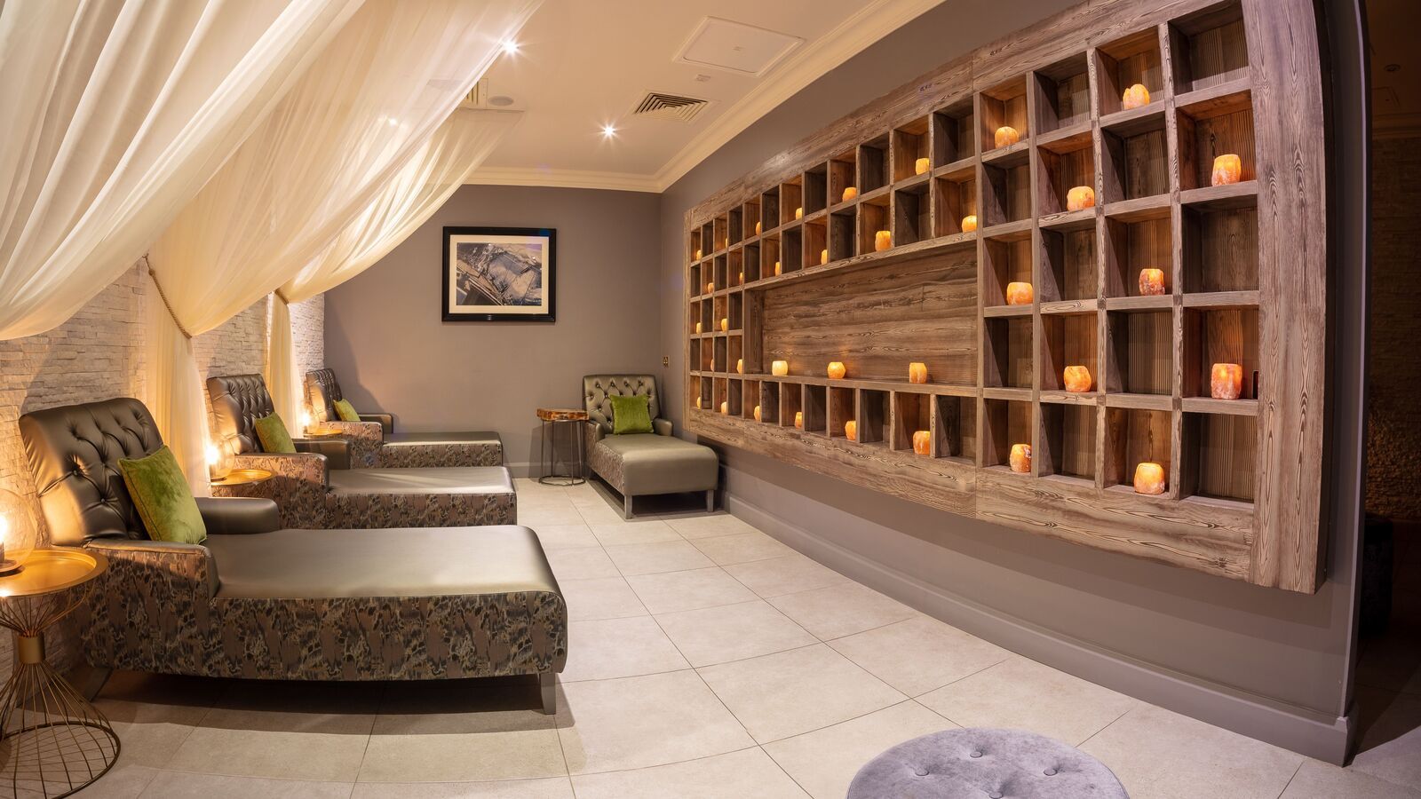 Spa Relaxation Room_1600x900